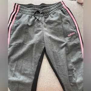 Adidas sweatpants size M, worn once. Great condition. Grey front / black back.